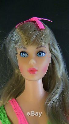Gorgeous Vintage Ash Blonde Silvery Near MINT Standard Barbie n swimsuit