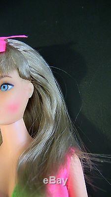 Gorgeous Vintage Ash Blonde Silvery Near MINT Standard Barbie n swimsuit