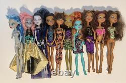 HUGE Monster High Doll Lot 31 Dolls With Clothes And Accessories