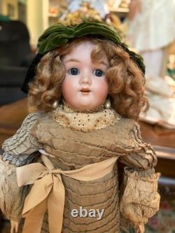 Heinrich Handwerch / Simon Halbig Doll