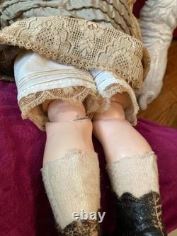 Heinrich Handwerch / Simon Halbig Doll