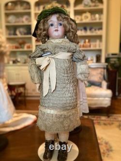 Heinrich Handwerch / Simon Halbig Doll