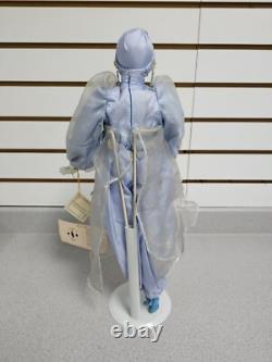Kingstate The Doll Crafter charming pearl doll with stand