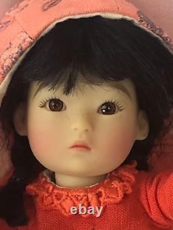 LE RUBY RED GALLERIA 5.5 YU PING DOLL with Wig Mittens Sisterhood story HA0024A