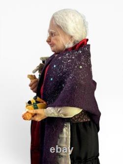 La Befana Good Italian Christmas Witch Figure by Rosemary Volpi Richard Simmons