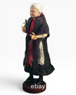 La Befana Good Italian Christmas Witch Figure by Rosemary Volpi Richard Simmons