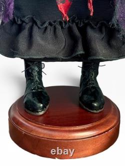La Befana Good Italian Christmas Witch Figure by Rosemary Volpi Richard Simmons