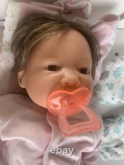 Lee Middleton 2001 Honey Love Reborn Awake Baby Doll