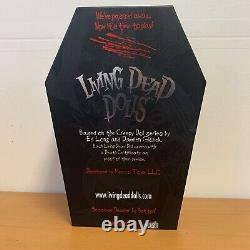 MEZCO TOYZ Living Dead Dolls Nosferatu & Victim Vampire Previews Exclusive Rare