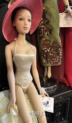 Madame Alexander Museum Gala, Book Tour, Tides, NY Eve, And Crimson Xmas Lot Of 5