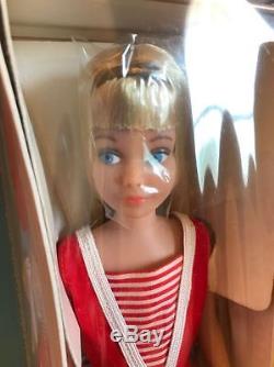 Mattel Vintage Skipper Party Time Gift Set NRFB STOCK #1021 Blond
