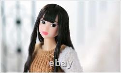 Momoko Doll CCS Momoko 13AW Warmly Hug Black Hair