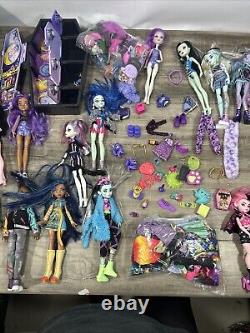 Monster High 16 Doll HUGE LOT Tons Of Outfits Accessories Shoes Older Rare Ones