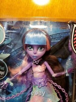Monster High 2014 River Styxx Haunted Student Spirits Doll RARE Retired NEW