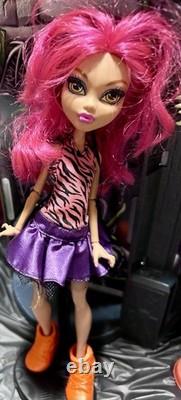 Monster High Deluxe High School Playset 2015 Doll House Castle Deadluxe Withextras