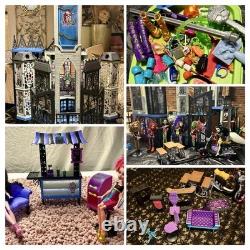 Monster High Deluxe High School Playset 2015 Doll House Castle Deadluxe Withextras
