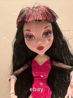 Monster High Doll Draculaura Frightfully Tall Ghouls 17 Bendable Mattel 2014