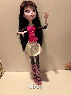 Monster High Doll Draculaura Frightfully Tall Ghouls 17 Bendable Mattel 2014