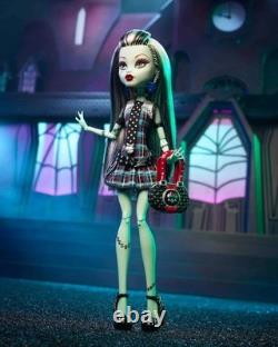 Monster High Frankie Stein Reel Drama Fashion Doll Monster High Frankie Stein Reel Drama Fashion Doll