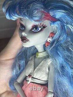 Monster High Ghoulia Yelps Dawn of the Dance Doll