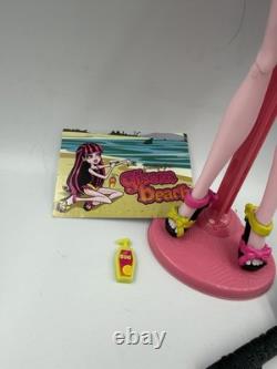Monster High Gloom Beach Draculaura Excellent Condition Complete With Accessories