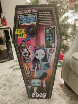 Monster High Gore-Geous Ghoul Beast Freaky Friend, Large 28'' Tall Doll NIB