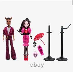 Monster High Howliday Draculaura and Clawd Wolf Edition 2-Pack Love Set