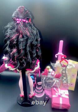 Monster High Sweet 1600 Draculaura Doll & More! (Read Description 4 Details)