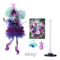 Monster High Twyla Sweet Screams Doll SDCC Exclusive with the Comic-Con Extras