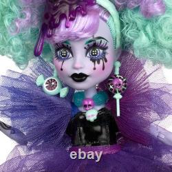 Monster High Twyla Sweet Screams Doll SDCC Exclusive with the Comic-Con Extras