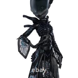 NEW Mattel Creations Monster High Skullector Alien Doll In Hand