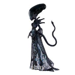 NEW Mattel Creations Monster High Skullector Alien Doll In Hand