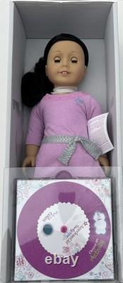 NIB 2015 American GIrl Truly Me Doll #41-green eyes-blk hair