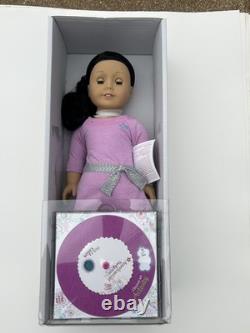 NIB 2015 American GIrl Truly Me Doll #41-green eyes-blk hair
