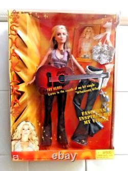 New Mattel 2003 Shakira Barbie Doll with Guitar Plays/Sings Whenever Wherever