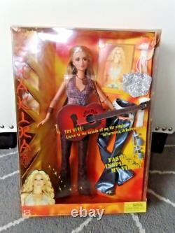 New Mattel 2003 Shakira Barbie Doll with Guitar Plays/Sings Whenever Wherever