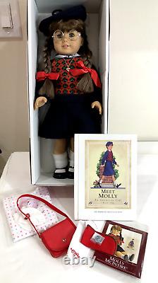 Pleasant Company American Girl Molly Complete Meet Outfit & Accessories Book Box