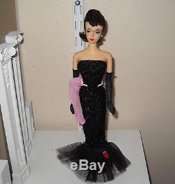 Pretty Vintage Brunette #3 Barbie Doll with blue eyeliner & Solo in Spotl -Lot P15