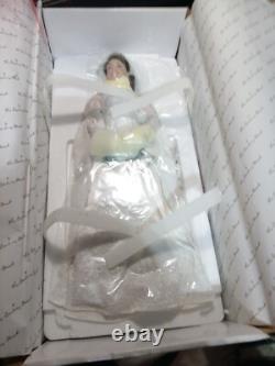 Princess kate bride doll the Danbury mint new in box