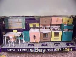 RARE 1960's Deluxe Reading Barbie Dream Kitchen Store Display, 1 of A Kind