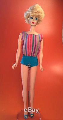 RARE Japanese Pink Skin Bend Leg Platinum Blonde Side Part Bubblecut Barbie Doll