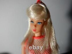 RARE Platinum Blonde Twist n Turn TNT 1966 Mod Barbie Doll