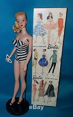 RARE Vintage TM Barbie Nipple Ponytail #4 vintage Gay Parisian Barbie Box