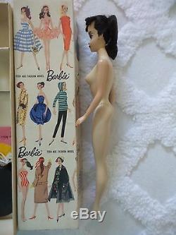 Rare BEAUTIFUL Vintage Barbie Ponytail #3 Original box stand and booklet WOW