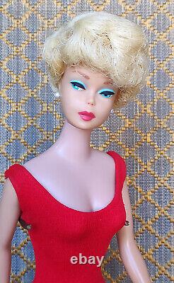 Rare Vintage Blonde EUROPEAN SIDE PART BARBIE American Girl face Gorgeus