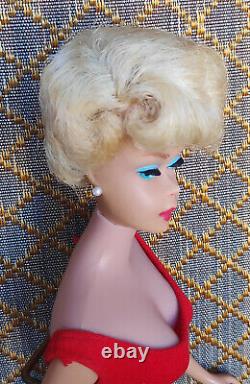 Rare Vintage Blonde EUROPEAN SIDE PART BARBIE American Girl face Gorgeus