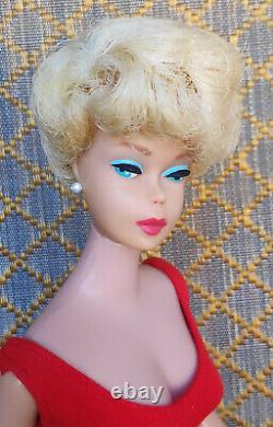 Rare Vintage Blonde EUROPEAN SIDE PART BARBIE American Girl face Gorgeus