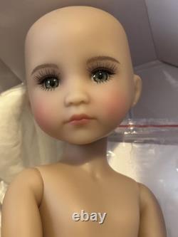 Ruby Red Fashion Friends Rose in Yellow & Blue Fan Club Edition plus Case Ruby Red Fashion Friends Rose in Yellow & Blue Fan Club Edition plus Case