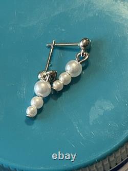 Ruby Red Fashion Friends Rose in Yellow & Blue Fan Club Edition plus Case Ruby Red Fashion Friends Rose in Yellow & Blue Fan Club Edition plus Case