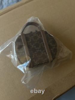 Ruby Red Fashion Friends Rose in Yellow & Blue Fan Club Edition plus Case Ruby Red Fashion Friends Rose in Yellow & Blue Fan Club Edition plus Case